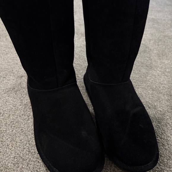 BearPaw Boots - Picture 3 of 3